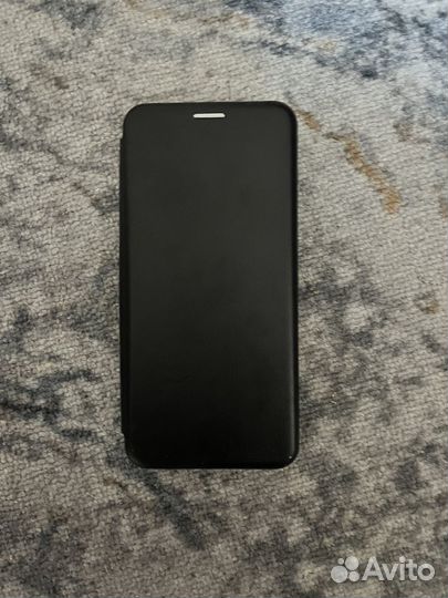 Чехлы и защитное стекло