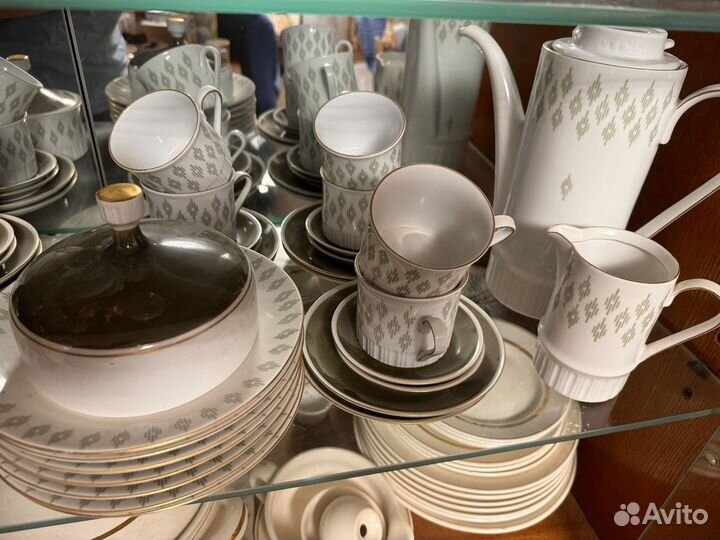 Набор фарфоровой посуды Volkstedt