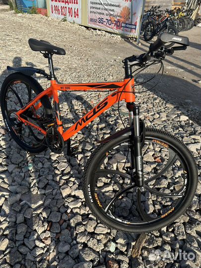 Велосипед новый на литых дисках r26