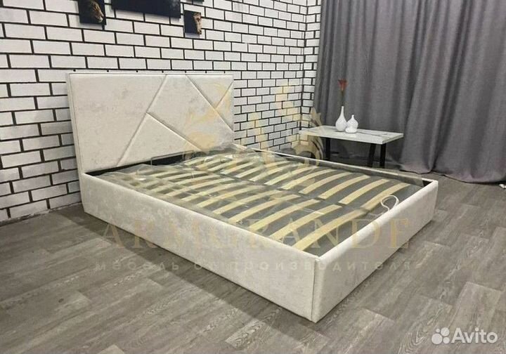 Кровать с мягким изголовьем с гарантией