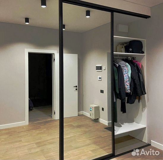 Шкаф в прихожую в рассрочку