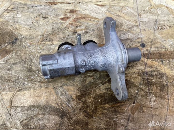 Главный тормозной цилиндр LADA Vesta