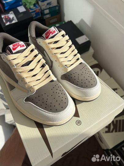 Nike air jordan 1 low travis scott reverse mocha