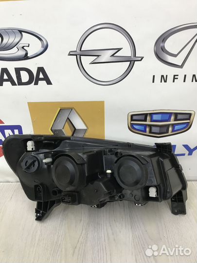 Фара Geely emgrand EC7 Лев