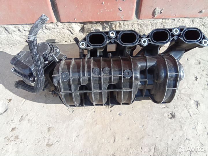 Впускной коллектор 1 NZ-FE
