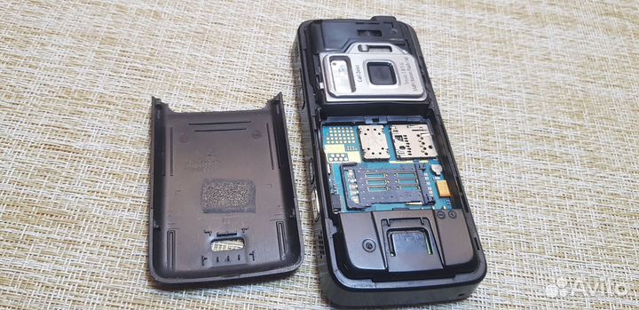 Nokia N82