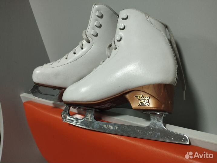 Фигурные коньки risport antares