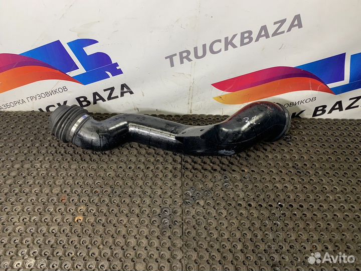 Патрубок воздушного фильтра