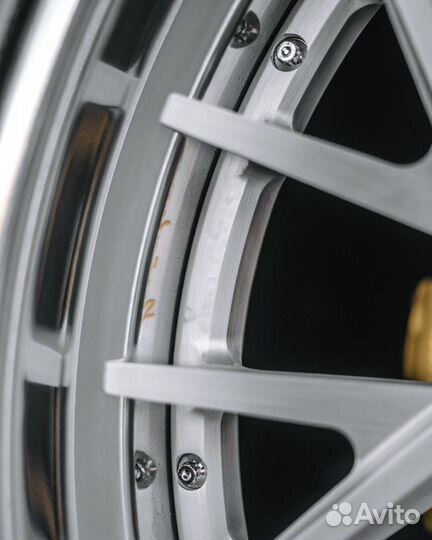 Кованые диски R22 5x112 для Lamborghini Urus