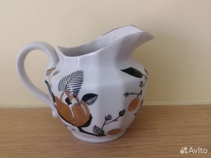 Молочник сливочник фарфор СССР Золотая роза