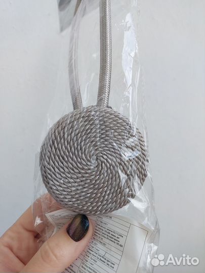 Подхват/держатель для штор магнитный