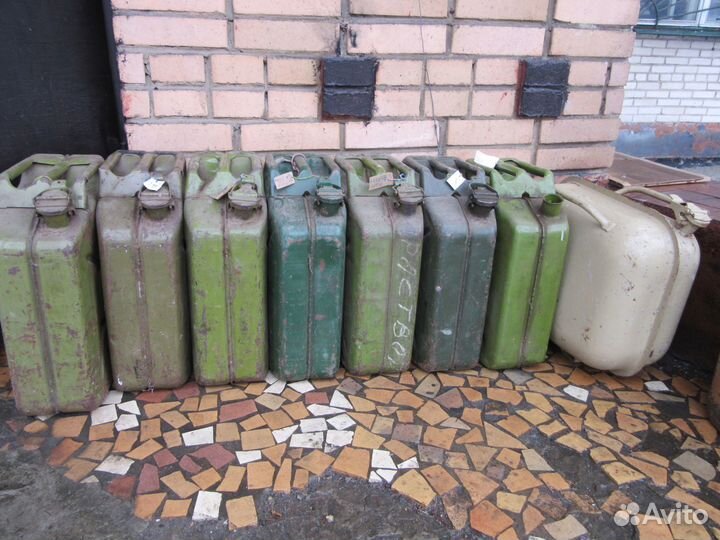 Канистра стальная 20л