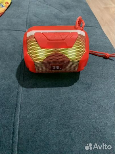 Колонка jbl