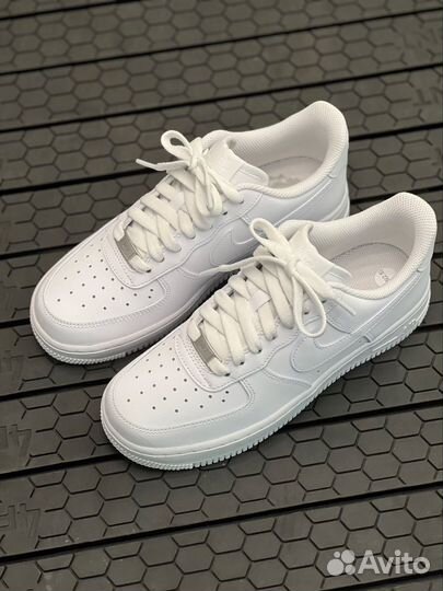 Nike Air Force 1 Low White LE 37.5 - 40EU