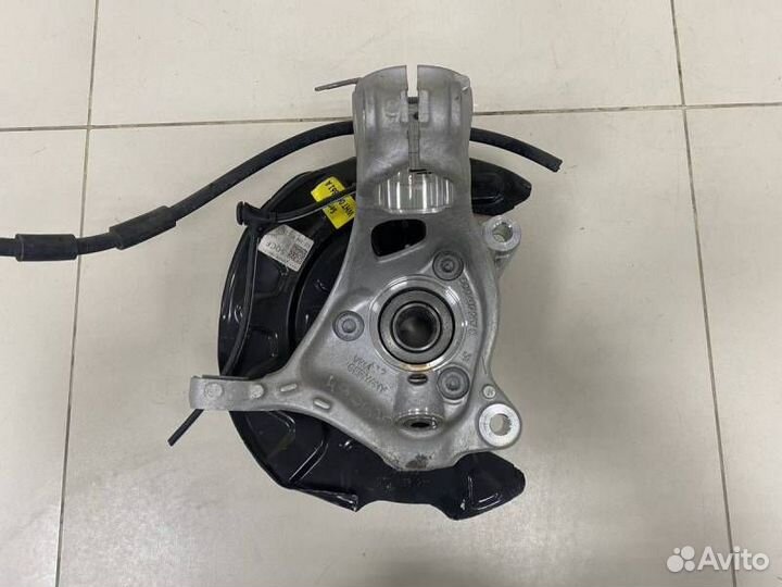 Цапфа/кулак поворотный передний левый Volkswagen T