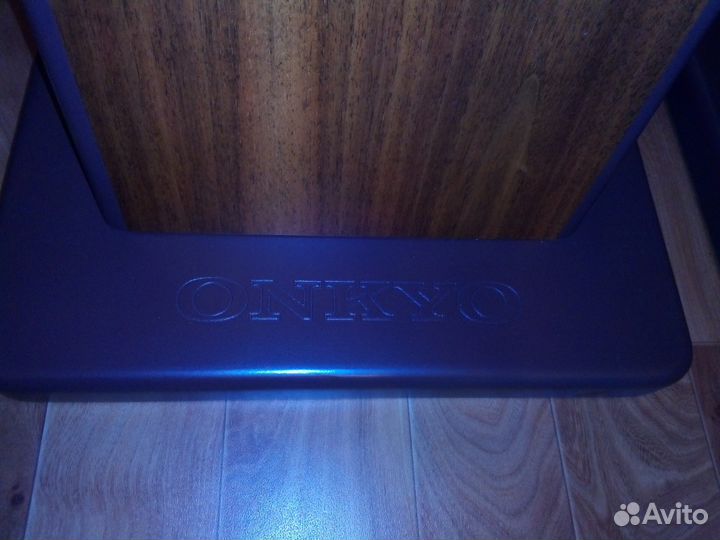 Стойки для акустики Onkyo