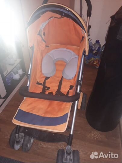 Прогулочная коляска