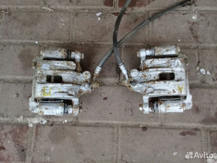 Суппорт задний Хёндай Туксон 2 ix35