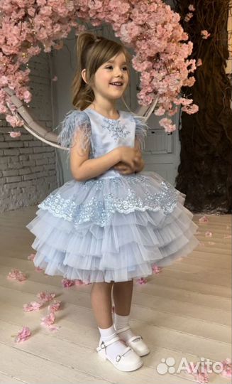 Нарядное платье для девочки