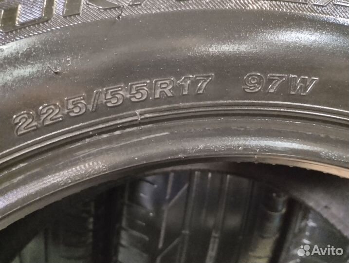 Bridgestone Turanza T001 225/55 R17