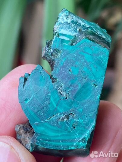 Малахит природный Кристалл