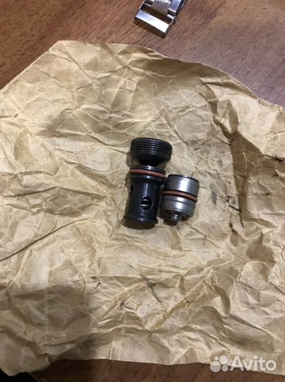 Натяжитель приводного ремня