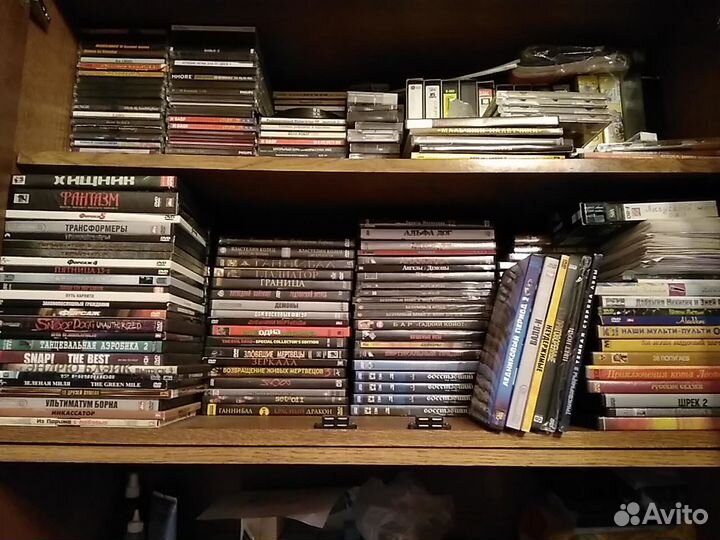 DVD диски с фильмами из личной коллекции