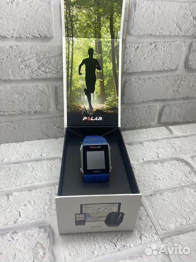 Умные часы Polar V800