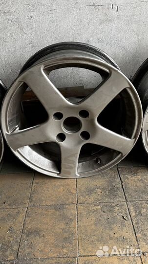Продам литые диски r15