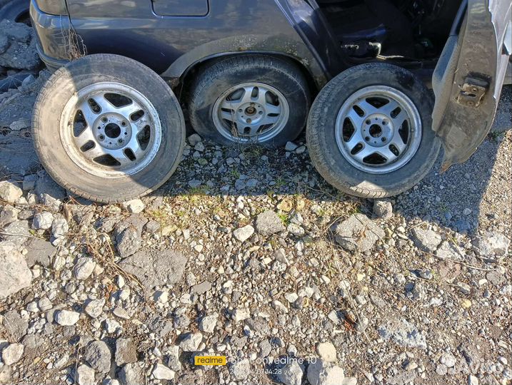 Pirelli Eufori@ 185/60 R17
