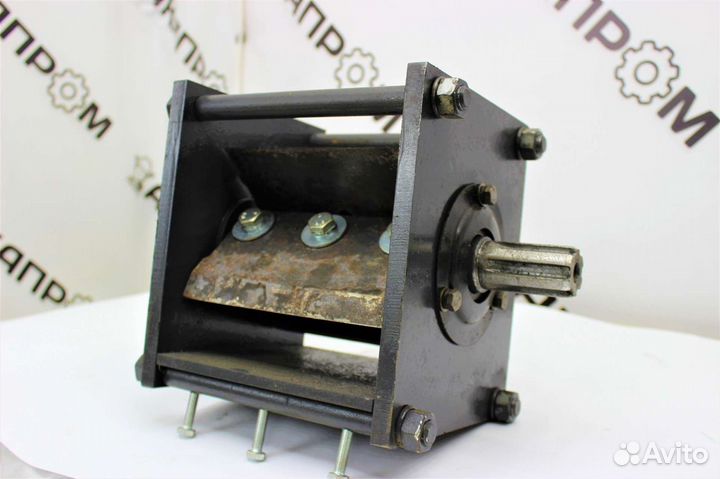 Блок измельчителя веток до 50мм с бункерами