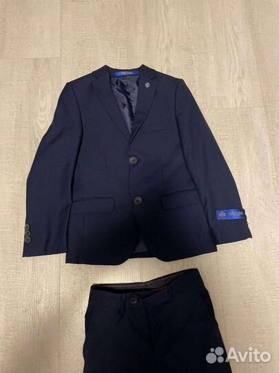 Школьная форма для первоклассника