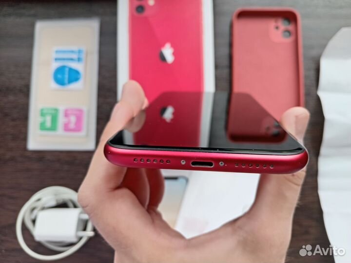 iPhone 11, 128 ГБ