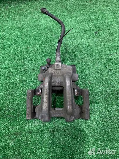 Суппорт тормозной задний правый Bmw 328I F30