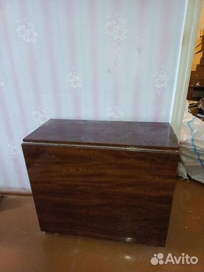 Стол- книжка