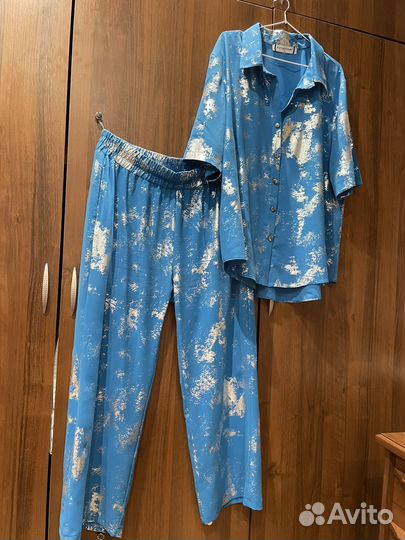 Костюм нарядный