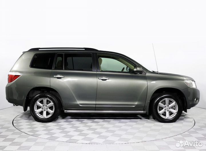 Toyota Highlander 2.7 AT, 2009, 114 133 км