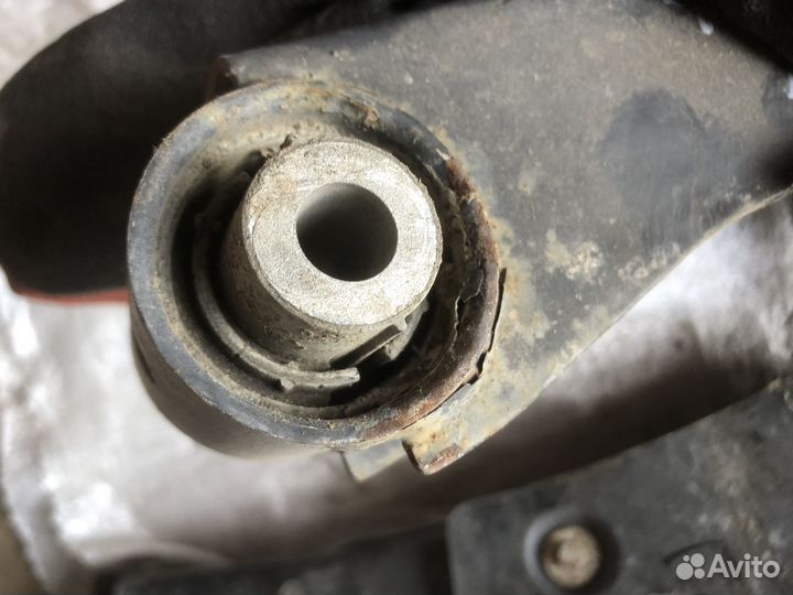 VAG рычаг задний нижний