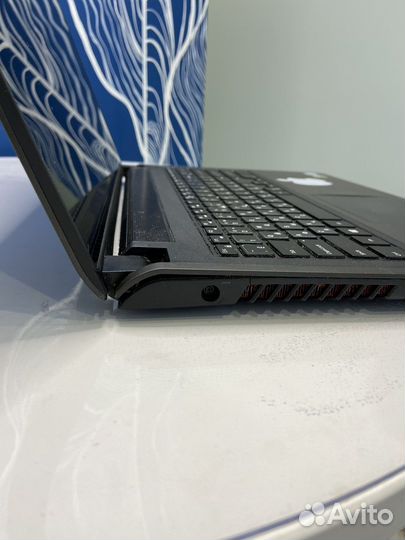Игровой ноутбук dell