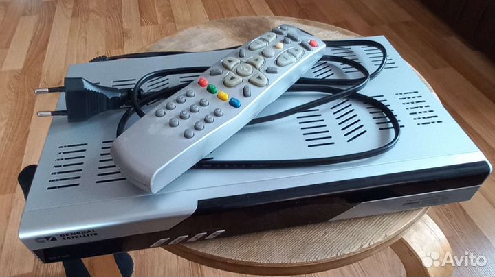 Ресивер триколор gs-7300