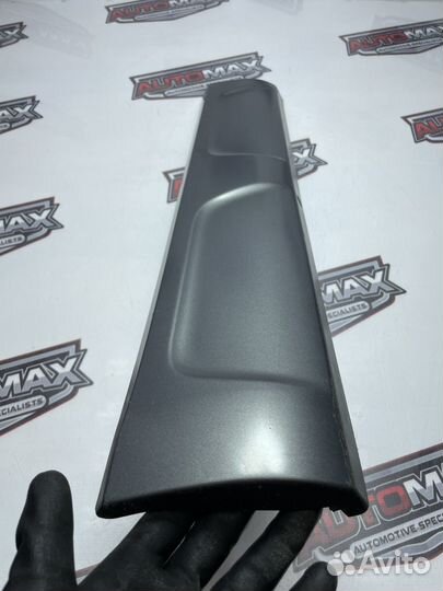 Молдинг задней правой двери Audi Q5 8R 2009