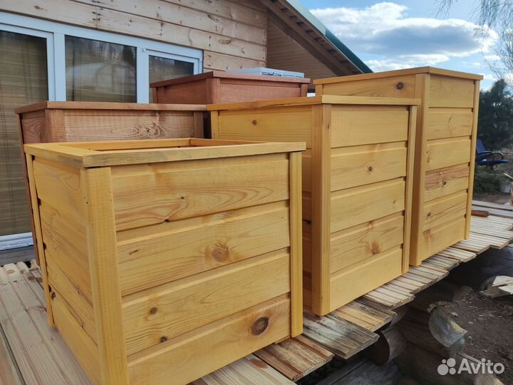 Кашпо для цветов деревянное