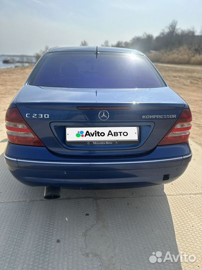 Mercedes-Benz C-класс 1.8 AT, 2004, 300 000 км