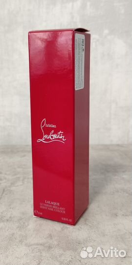 Лак для ногтей christian louboutin Lalaque Le Vern