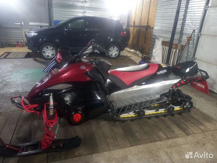 Продам снегоход Yamaha FX Nytro 153
