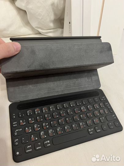 Планшет apple iPad со стилусом и клавиатурой