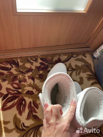 Женские дутики adidas 38