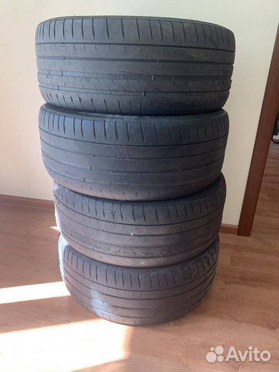 Michelin Pilot Sport 4 225/50 R17 98W