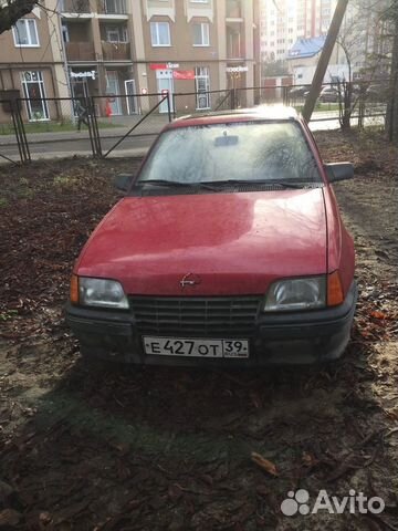 Бампер opel kadett