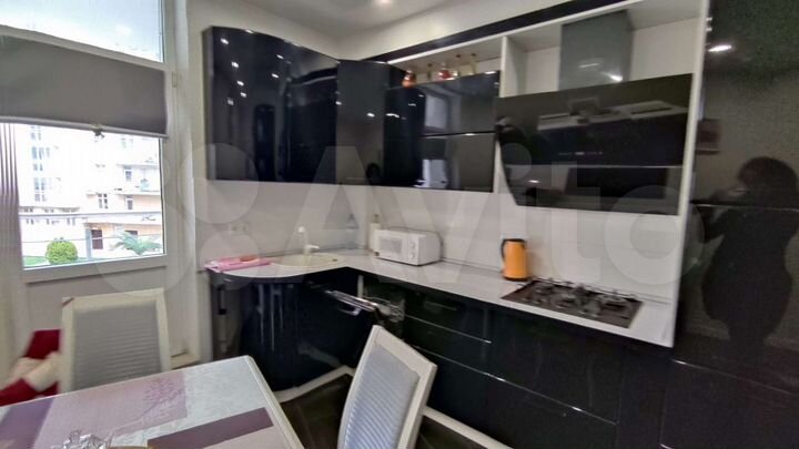 2-к. квартира, 51 м², 3/9 эт.